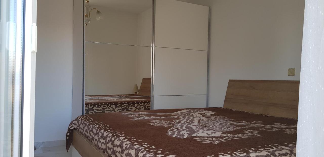Apartments Anita 1 Barbat na Rabu Экстерьер фото