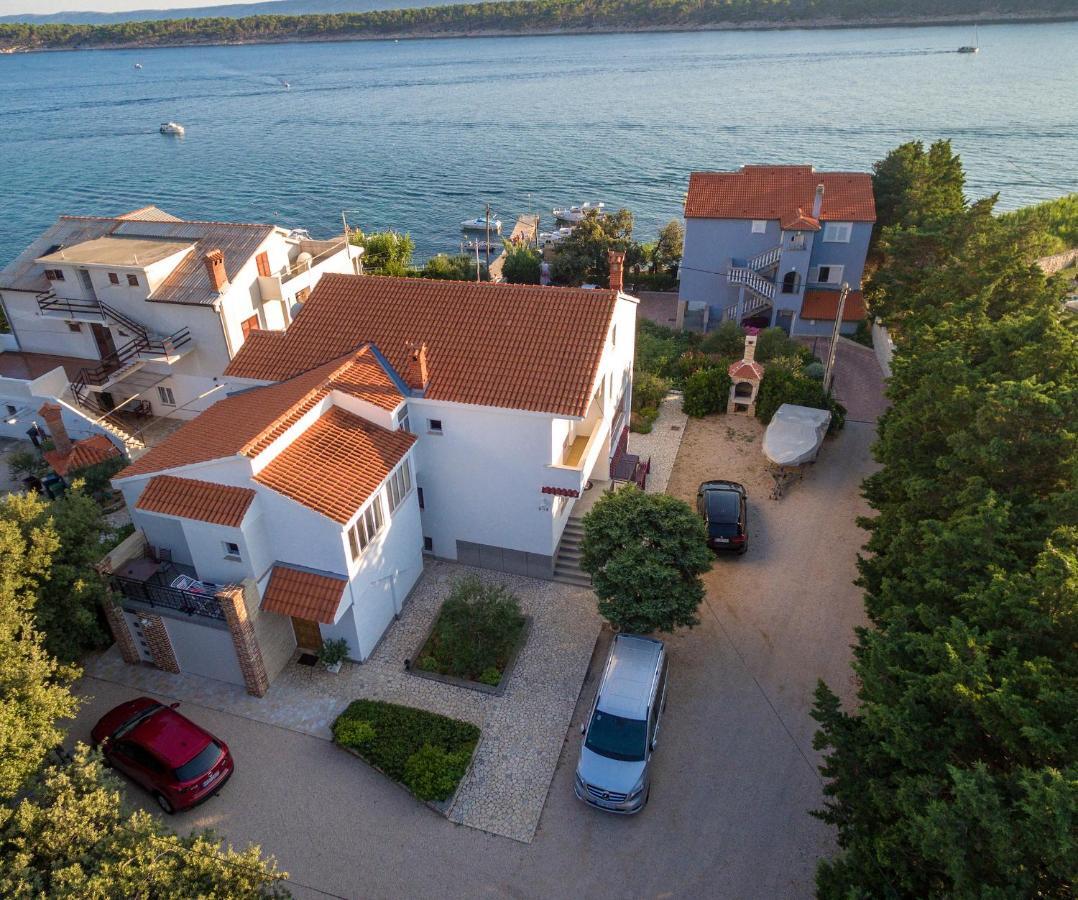 Apartments Anita 1 Barbat na Rabu Экстерьер фото