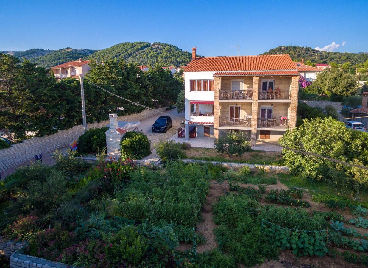 Apartments Anita 1 Barbat na Rabu Экстерьер фото