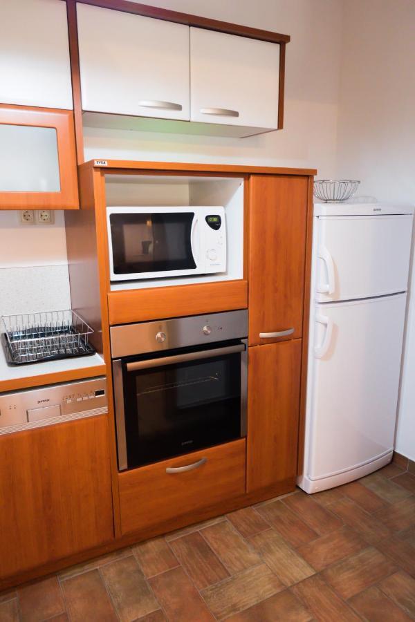 Apartments Anita 1 Barbat na Rabu Экстерьер фото