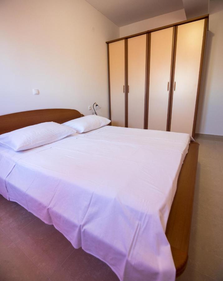 Apartments Anita 1 Barbat na Rabu Экстерьер фото
