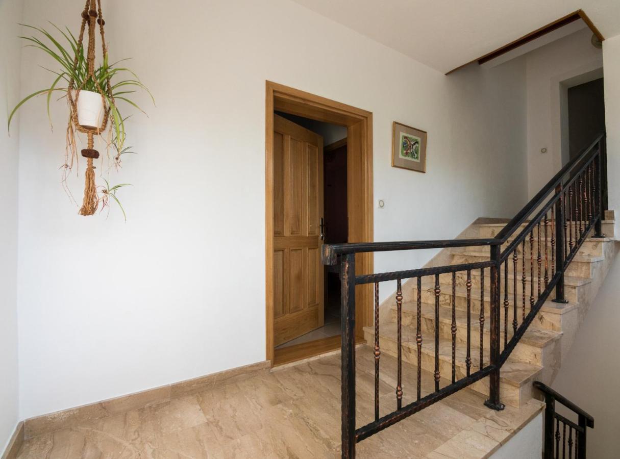 Apartments Anita 1 Barbat na Rabu Экстерьер фото